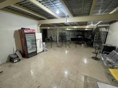 LOCAL COMERCIAL EN VENTA EN PUERTO LA CRUZ AV BOLIVAR - 5