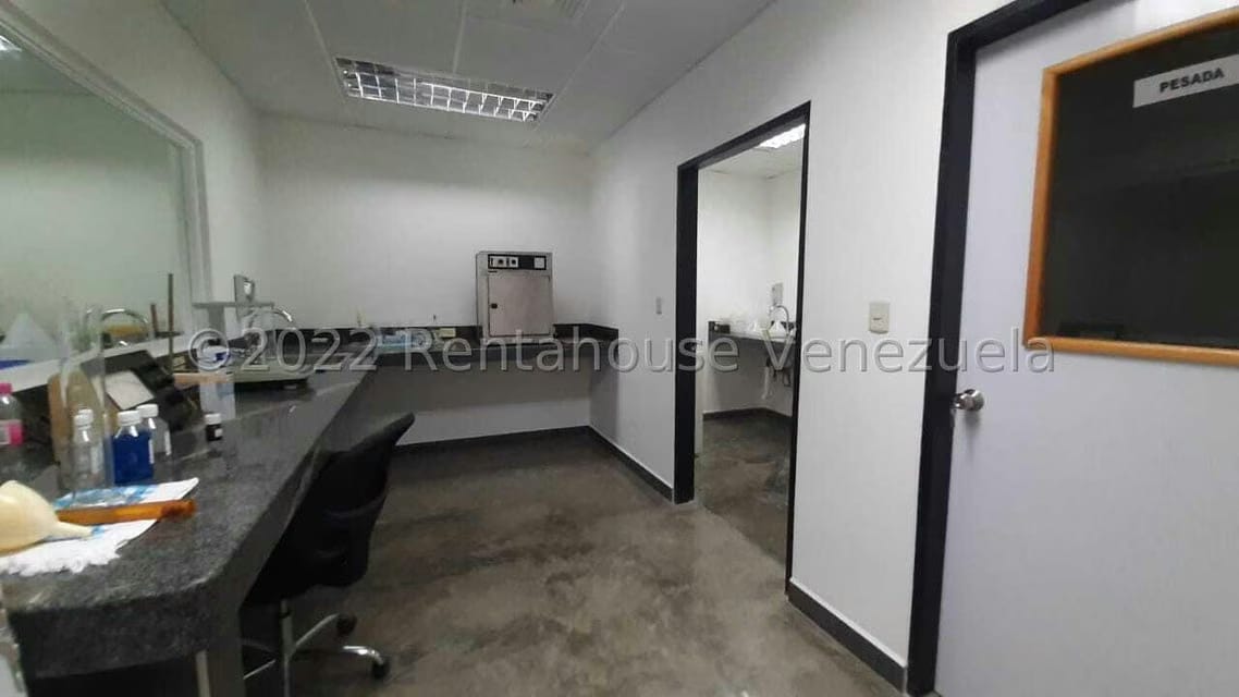 Comercial (Local Comercial) en Venta en Guarenas, Miranda - 27