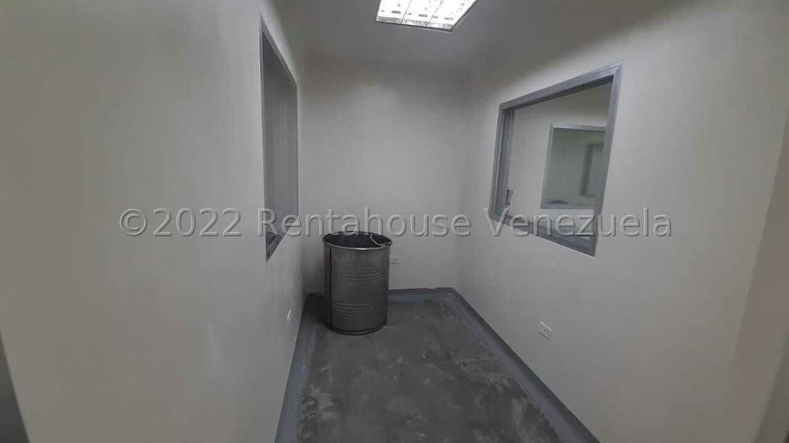 Comercial (Local Comercial) en Venta en Guarenas, Miranda - 35