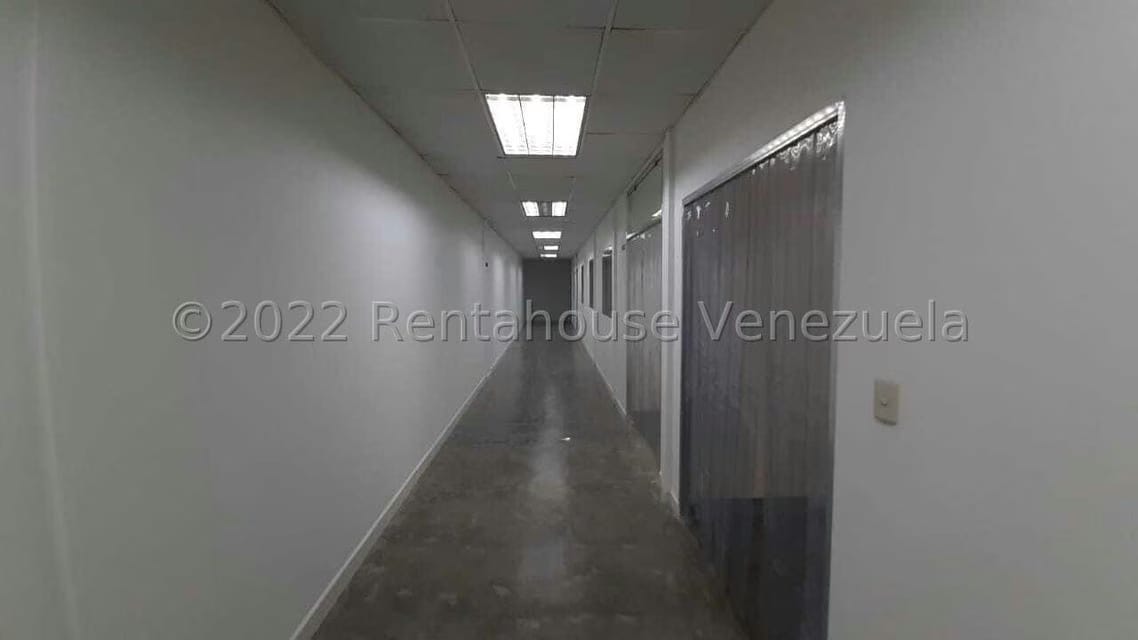 Comercial (Local Comercial) en Venta en Guarenas, Miranda - 37