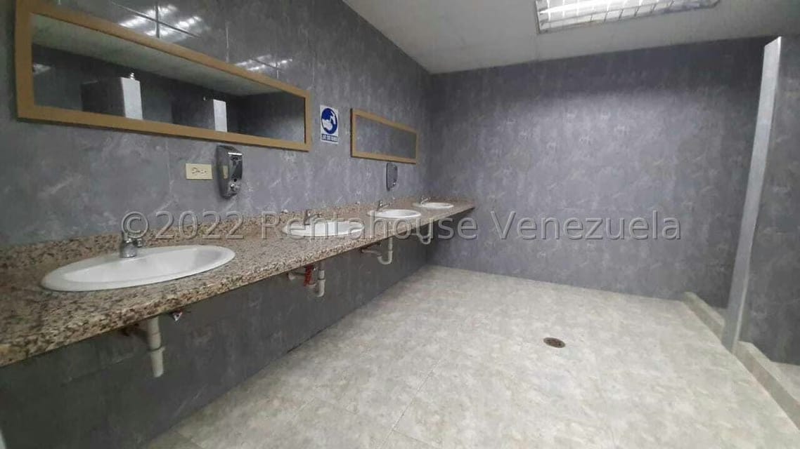 Comercial (Local Comercial) en Venta en Guarenas, Miranda - 62