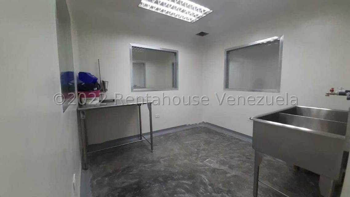 Comercial (Local Comercial) en Venta en Guarenas, Miranda - 75
