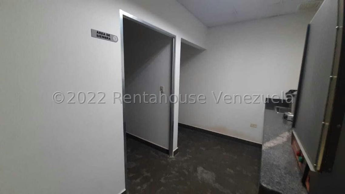 Comercial (Local Comercial) en Venta en Guarenas, Miranda - 84