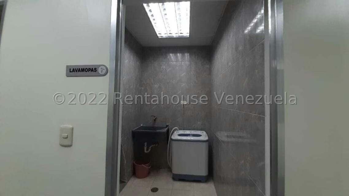 Comercial (Local Comercial) en Venta en Guarenas, Miranda - 85