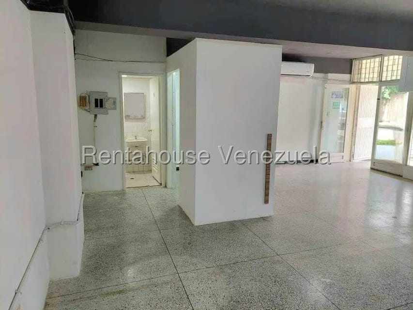 Comercial (Local Comercial) en Alquiler en San Jose de Tarbes, Carabobo - 11