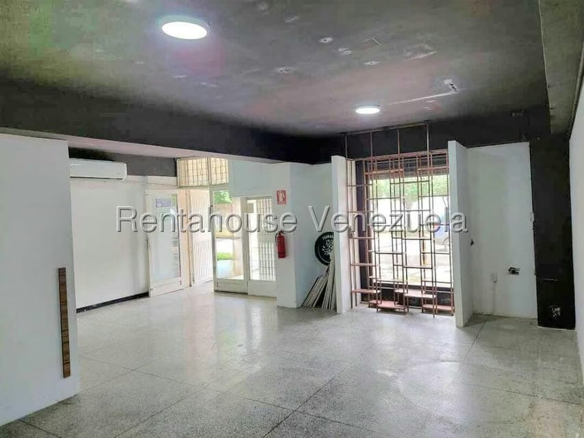 Comercial (Local Comercial) en Alquiler en San Jose de Tarbes, Carabobo - 14