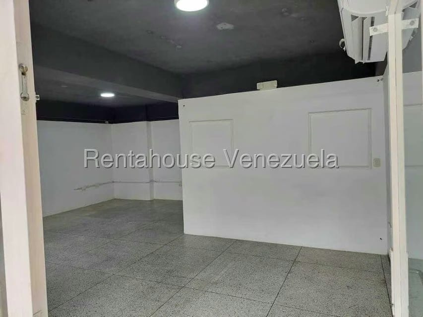 Comercial (Local Comercial) en Alquiler en San Jose de Tarbes, Carabobo - 16