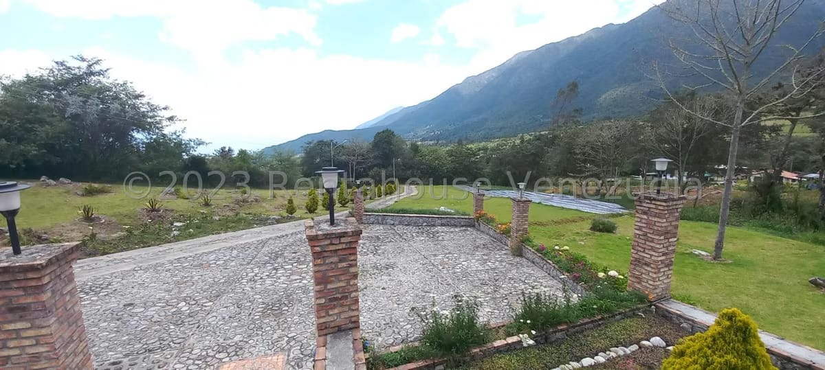 Terreno (Finca) en Venta en El Valle, Merida - 85