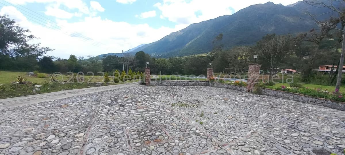 Terreno (Finca) en Venta en El Valle, Merida - 91