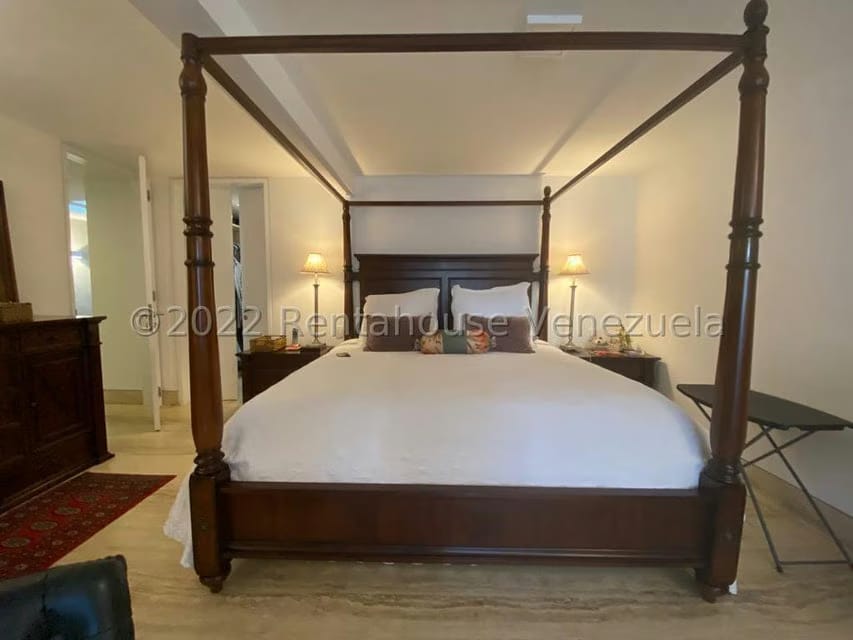 Casa (Duplex) en Venta en Santa Eduvigis, Distrito Metropolitano - 16