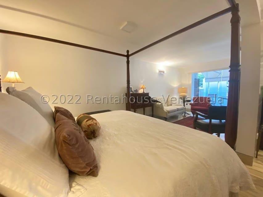 Casa (Duplex) en Venta en Santa Eduvigis, Distrito Metropolitano - 17