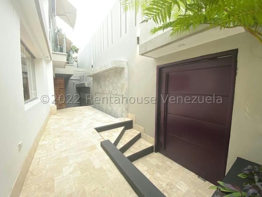 Casa (Duplex) en Venta en Santa Eduvigis, Distrito Metropolitano - 3
