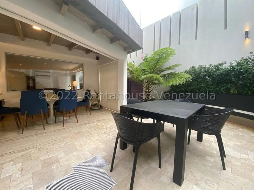 Casa (Duplex) en Venta en Santa Eduvigis, Distrito Metropolitano - 31