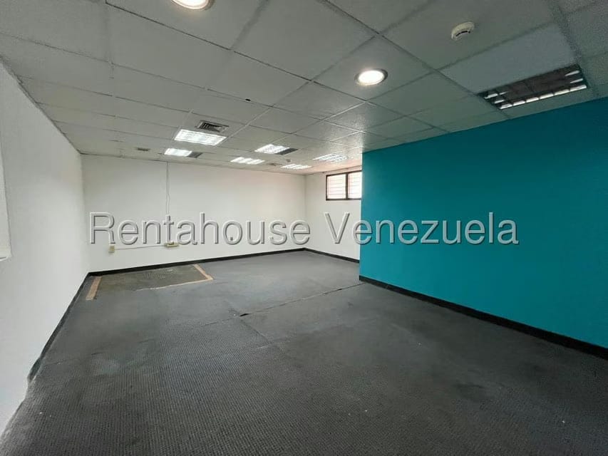 Comercial (Local Comercial) en Alquiler en El Rosal, Distrito Metropolitano - 10