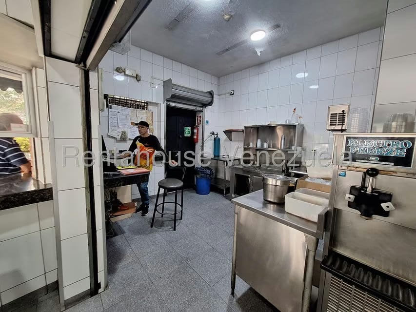 Casa (Duplex) en Venta en San Bernardino, Distrito Metropolitano - 7