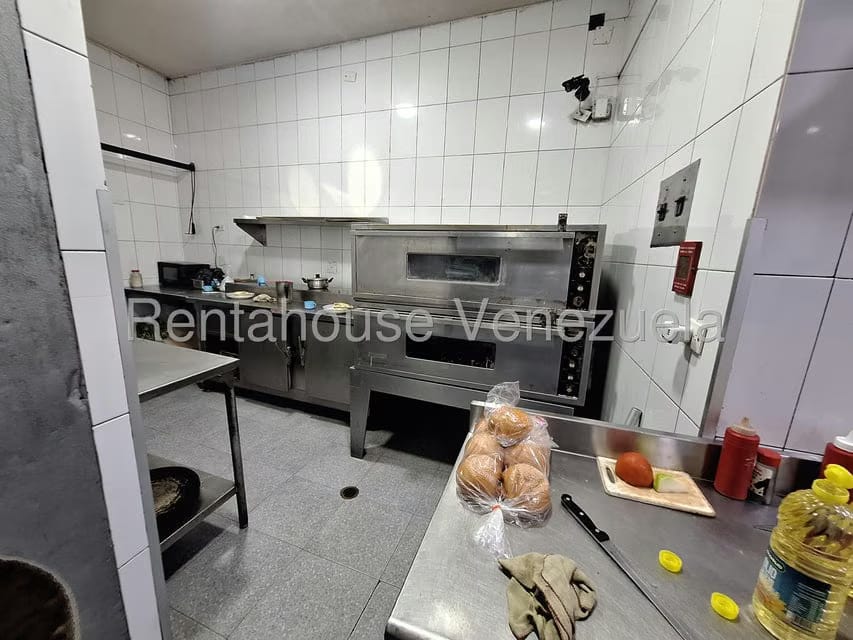 Casa (Duplex) en Venta en San Bernardino, Distrito Metropolitano - 8
