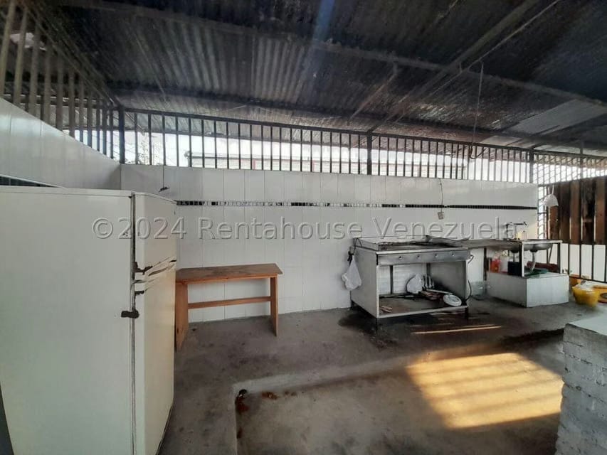 Comercial (Local Comercial) en Alquiler en El Placer, Lara - 24