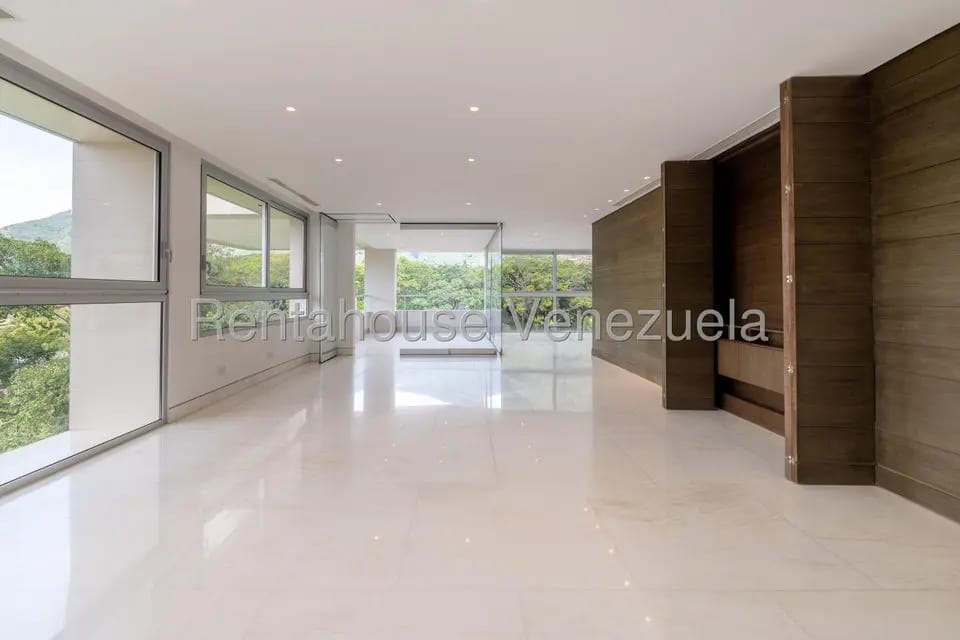 Apartamento (1 Nivel) en Venta en Campo Alegre, Distrito Metropolitano - 11