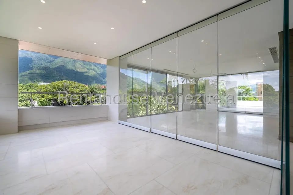 Apartamento (1 Nivel) en Venta en Campo Alegre, Distrito Metropolitano - 13