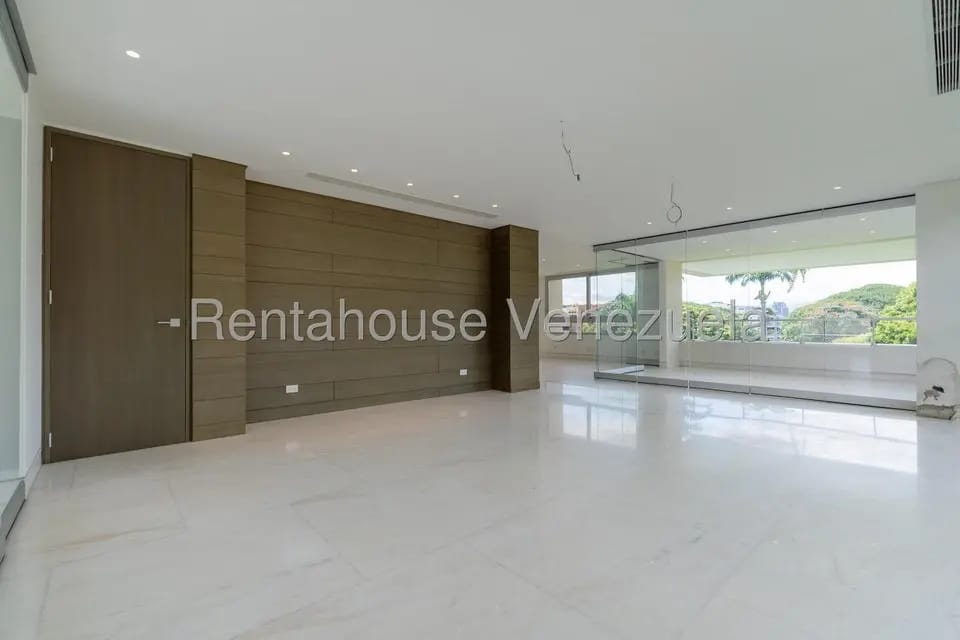 Apartamento (1 Nivel) en Venta en Campo Alegre, Distrito Metropolitano - 16