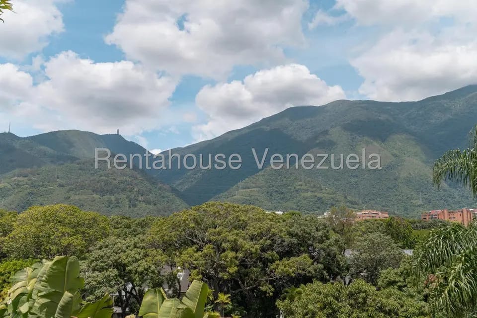 Apartamento (1 Nivel) en Venta en Campo Alegre, Distrito Metropolitano - 24