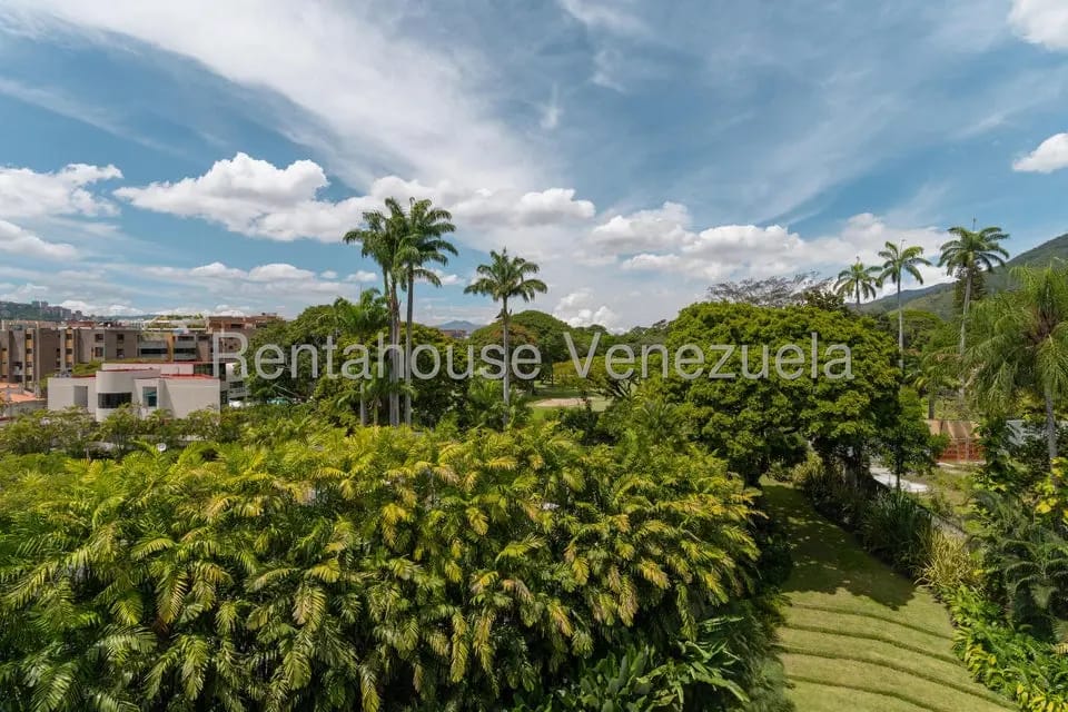 Apartamento (1 Nivel) en Venta en Campo Alegre, Distrito Metropolitano - 38