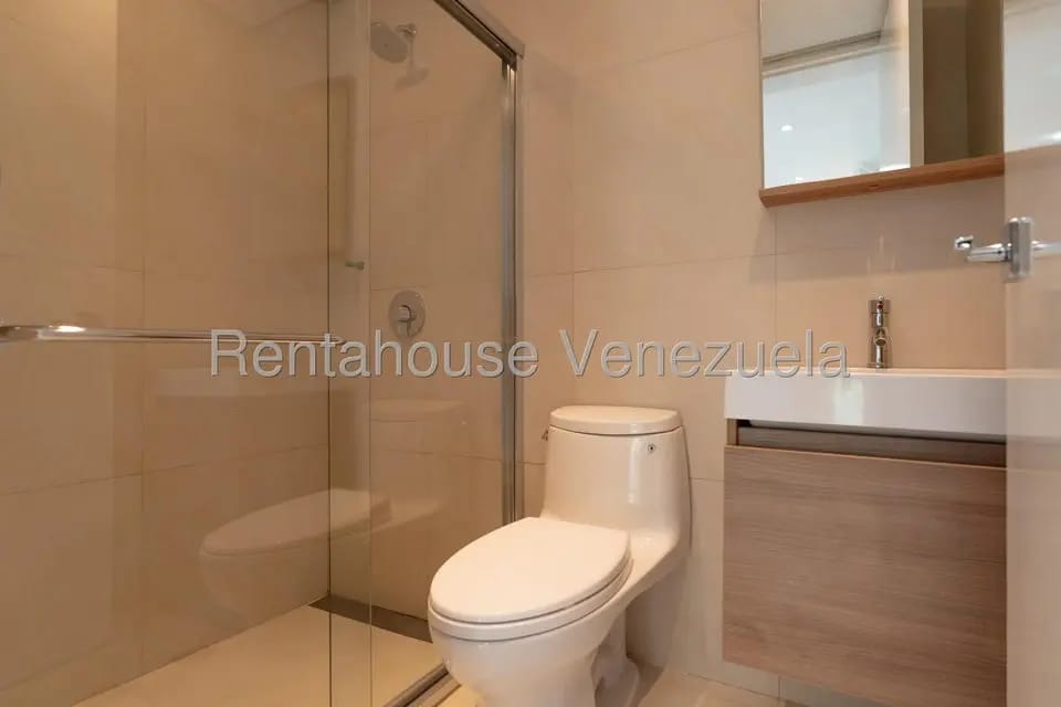Apartamento (1 Nivel) en Venta en Campo Alegre, Distrito Metropolitano - 57