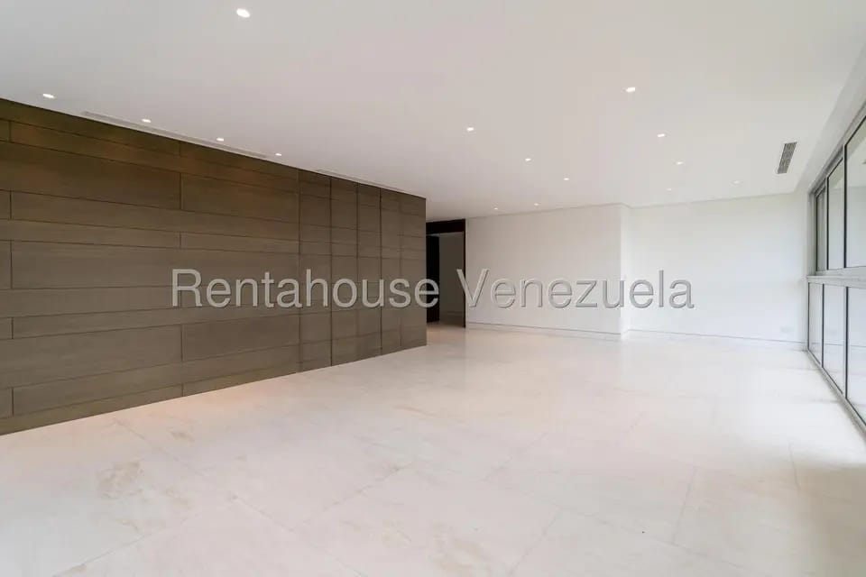 Apartamento (1 Nivel) en Venta en Campo Alegre, Distrito Metropolitano - 10