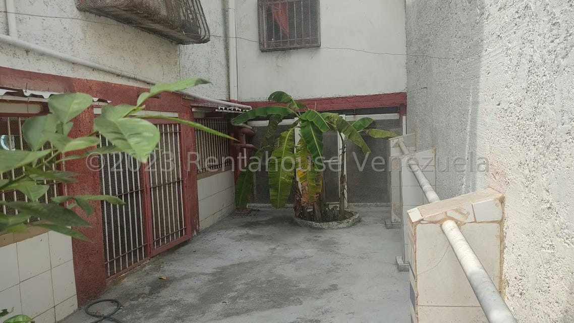 Casa (1 Nivel) en Venta en Guarenas, Miranda - 25