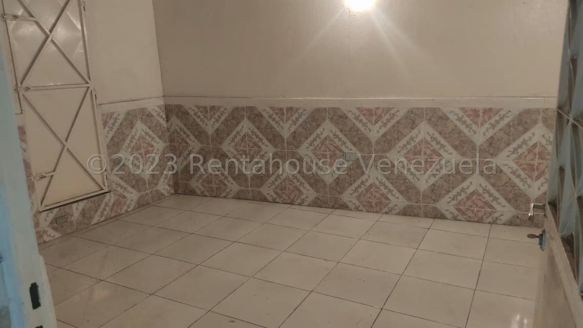 Casa (1 Nivel) en Venta en Guarenas, Miranda - 27