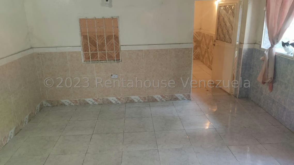 Casa (1 Nivel) en Venta en Guarenas, Miranda - 28