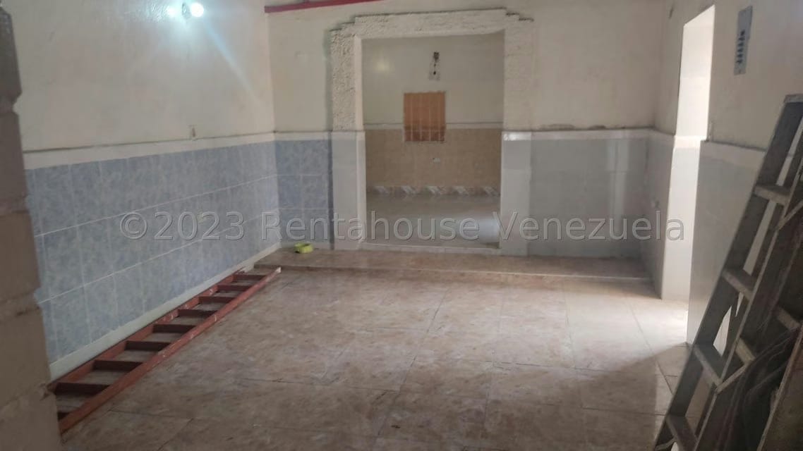 Casa (1 Nivel) en Venta en Guarenas, Miranda - 29