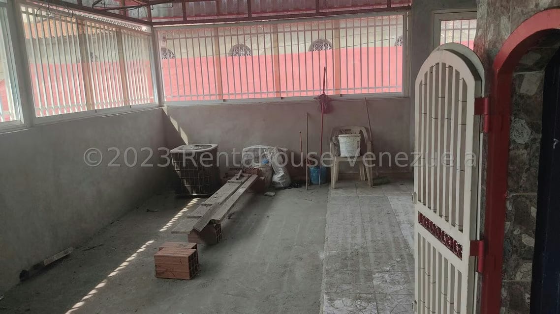 Casa (1 Nivel) en Venta en Guarenas, Miranda - 33