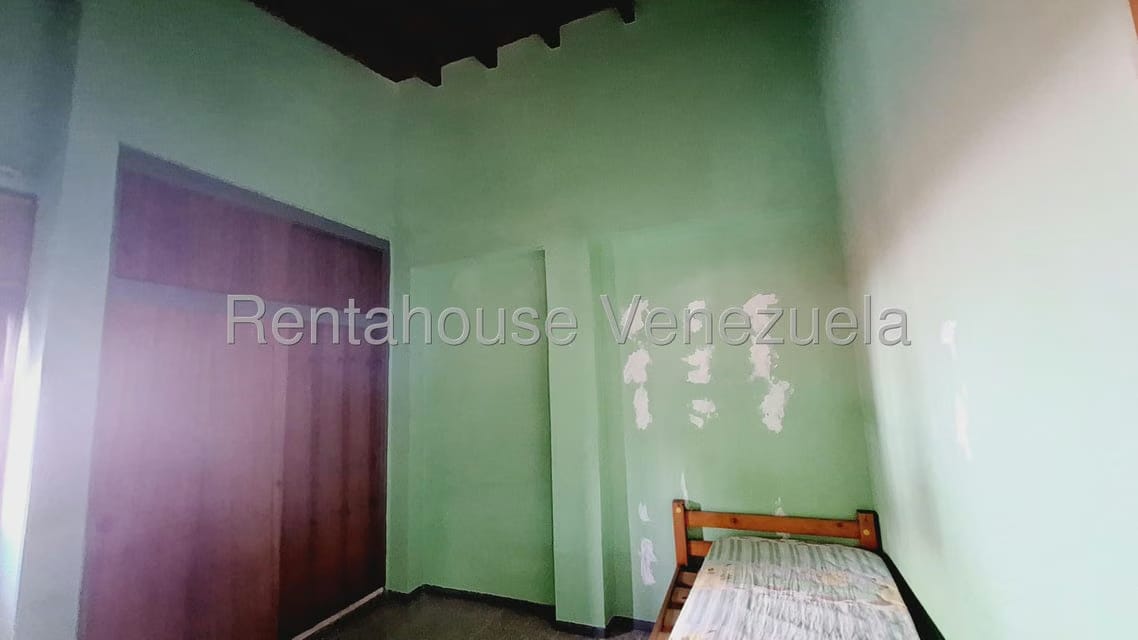 Casa (Multipes Niveles) en Venta en Colinas de Santa Monica, Distrito Metropolitano - 10