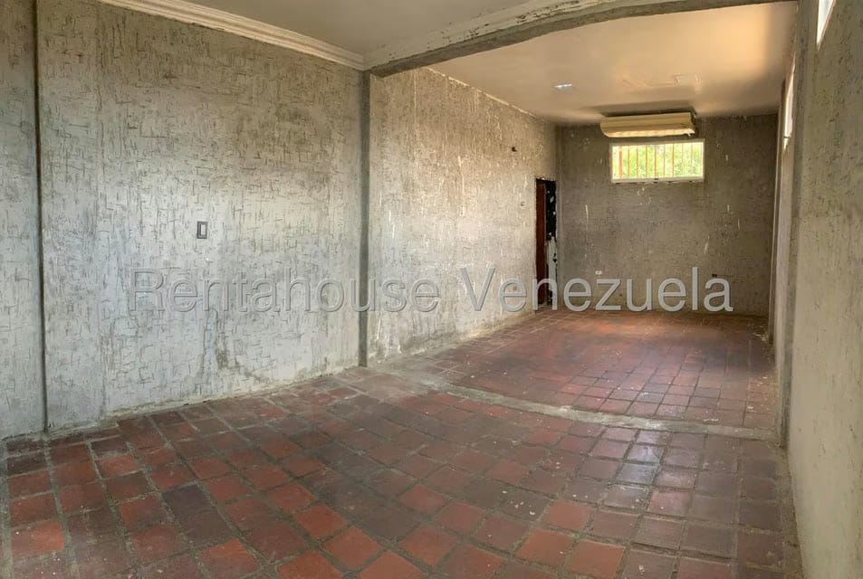 Comercial (Local Comercial) en Alquiler en Los Pinos, Lara - 13