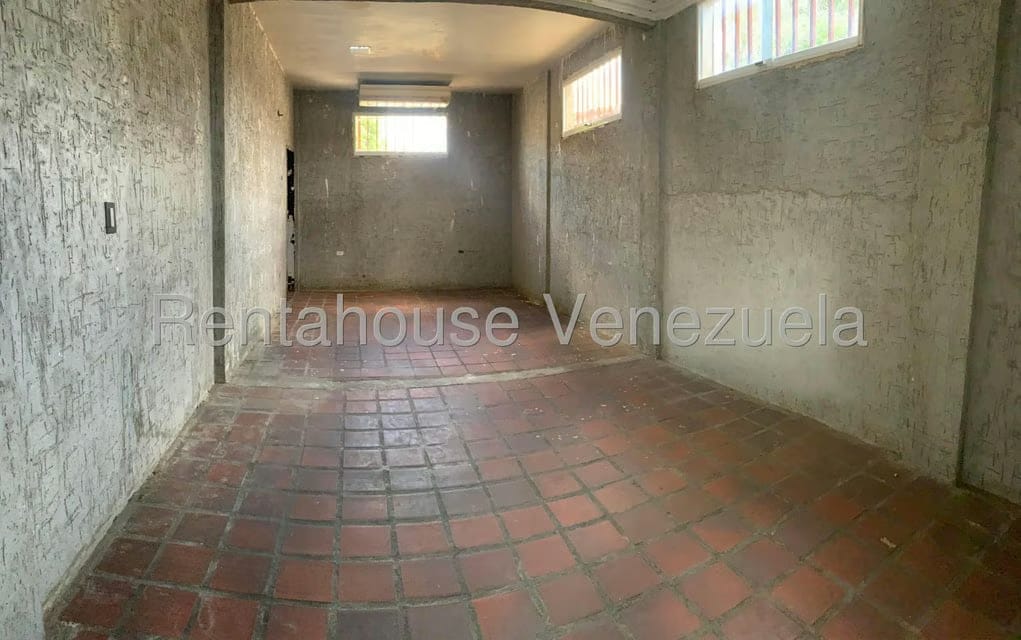 Comercial (Local Comercial) en Alquiler en Los Pinos, Lara - 14