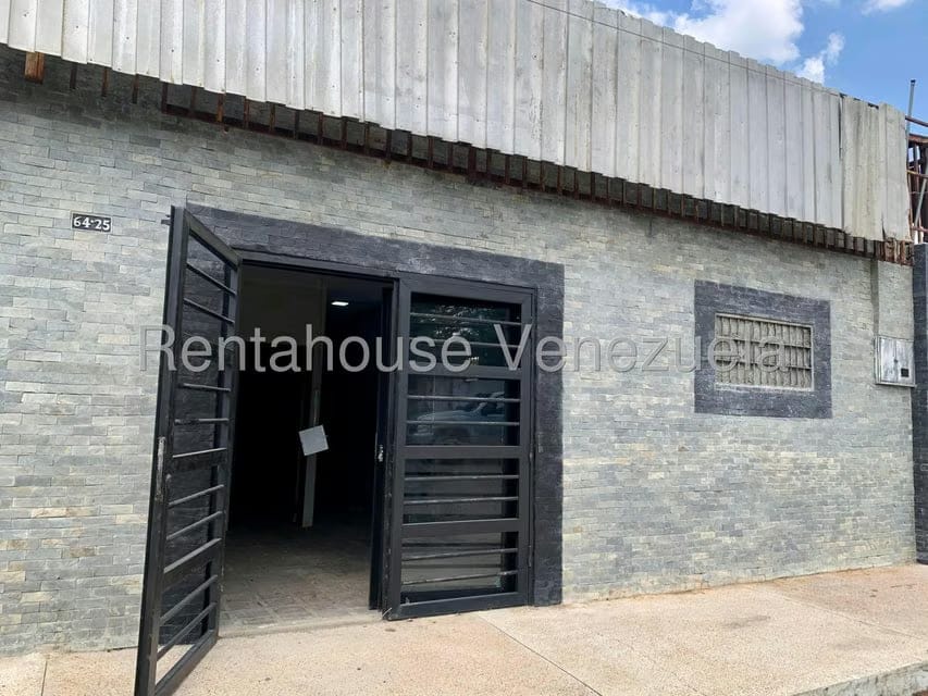 Comercial (Local Comercial) en Alquiler en Los Pinos, Lara - 15