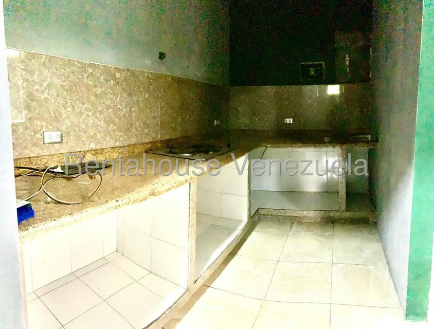 Comercial (Local Comercial) en Alquiler en Los Pinos, Lara - 10