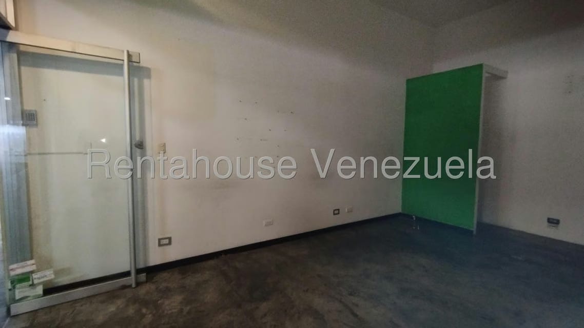 Comercial (Local Comercial) en Alquiler en Colinas de Valle Arriba, Distrito Metropolitano - 13
