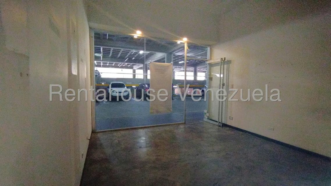 Comercial (Local Comercial) en Alquiler en Colinas de Valle Arriba, Distrito Metropolitano - 6