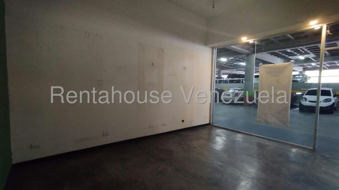 Comercial (Local Comercial) en Alquiler en Colinas de Valle Arriba, Distrito Metropolitano - 8