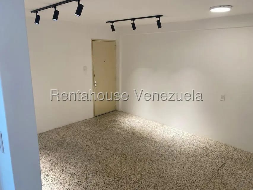 Comercial (Oficina) en Alquiler en Las Mercedes, Distrito Metropolitano - 2