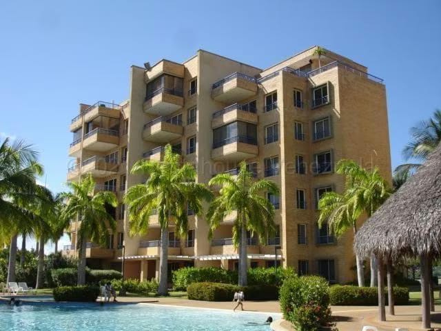 Apartamento (1 Nivel) en Venta en Los Canales de Rio Chico, Miranda