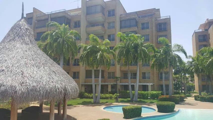 Apartamento (1 Nivel) en Venta en Los Canales de Rio Chico, Miranda - 3