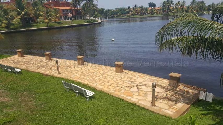 Apartamento (1 Nivel) en Venta en Los Canales de Rio Chico, Miranda - 21