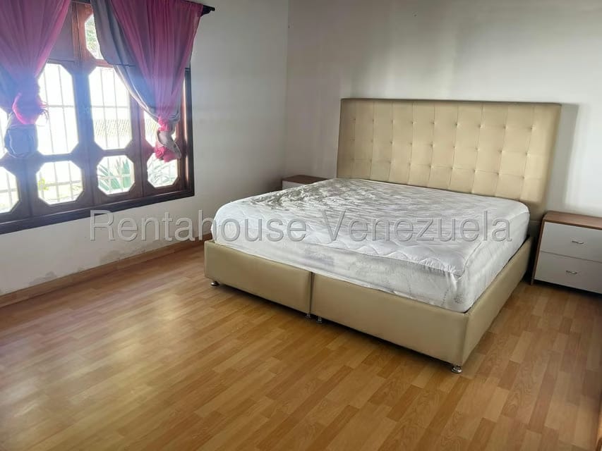 Casa (1 Nivel) en Venta en Los Guayabitos, Distrito Metropolitano - 24