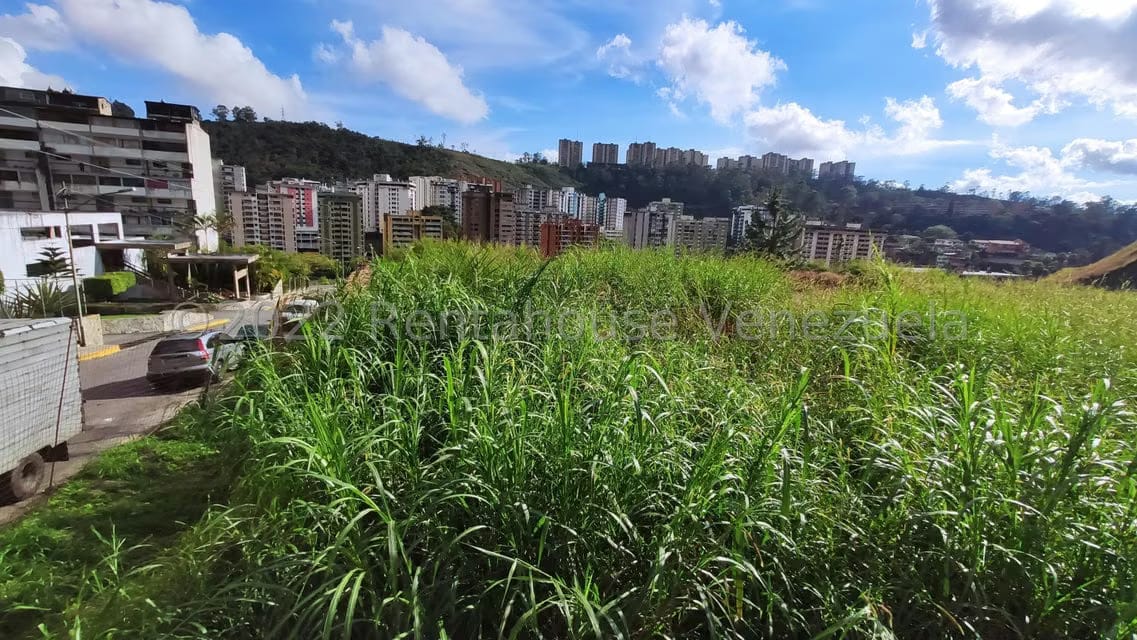 Terreno (Comercial) en Venta en Sierra Brava, Miranda - 3