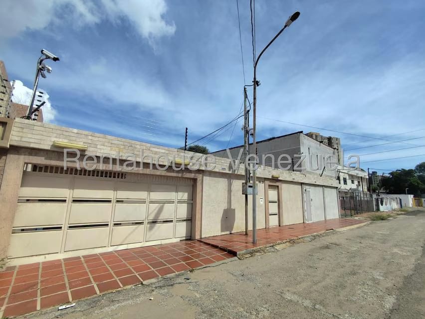 Casa (1 Nivel) en Venta en Tierra Negra, Zulia - 56