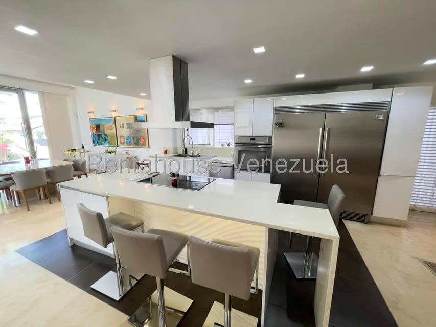 Casa (Duplex) en Venta en Los Samanes, Distrito Metropolitano - 8