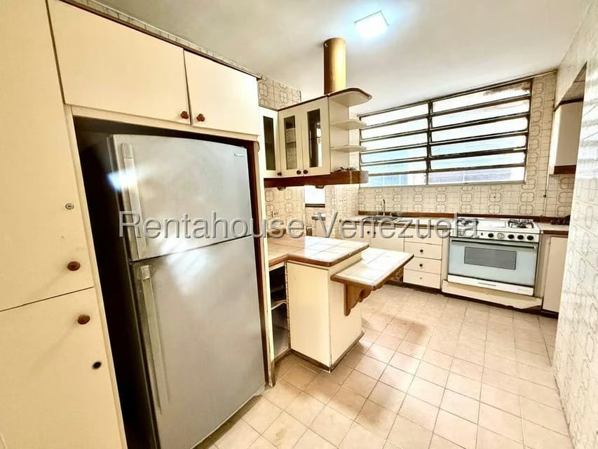 Apartamento (1 Nivel) en Venta en La Florida, Distrito Metropolitano - 10